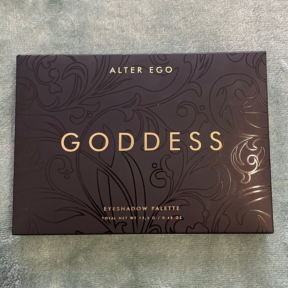 Alter Ego Goddess Eyeshadow Palette